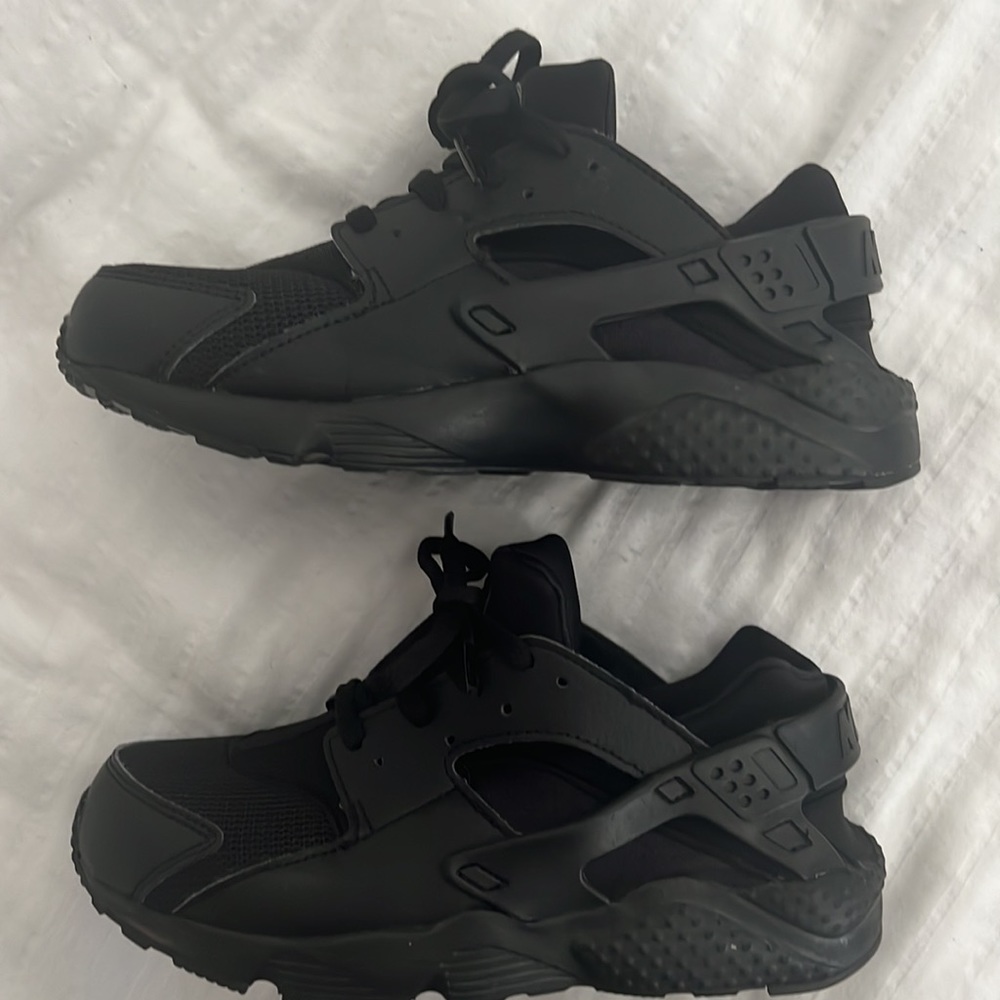 Like New Nike Huarache Run Kids Size 3Y - Picture 11 of 13